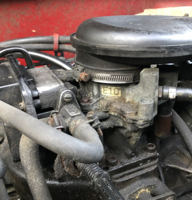 BX 16 TGS carb E10 marking.jpg